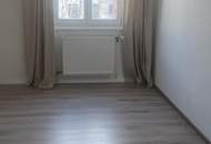 Zimmer Nr. 3 in einer reinen Mädchen - Wohngemeinschaft ist ab sofort verfügbar!