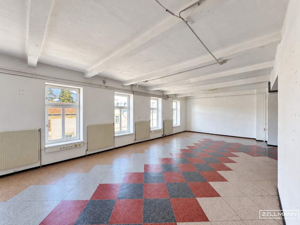 Großzügige Lager- und Bürofläche in Wien 23 – Ihre Chance auf Raum für Erfolg | ZELLMANN IMMOBILIEN