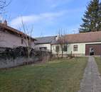 Grundstück mit Bastlerhaus