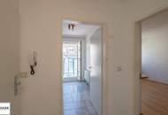 Für Singles & Pärchen: 2-Zimmer Wohnung im 4. Stock mit kleinem Balkon