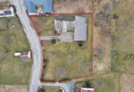 Großzügige Liegenschaft mit Wohnhaus, Halle und 2.427 m² Grund in Litzelsdorf