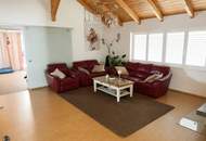 Exklusiver barrierefreier Bungalow mit uneinsehbarem Garten, Pool, Wellness & Photovoltaik