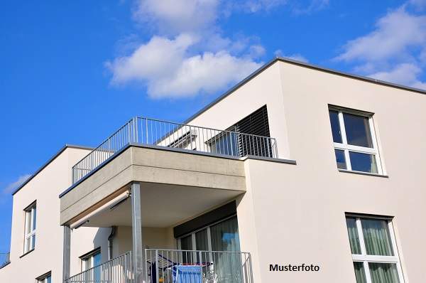 Großzügiges Wohnen im Dachgeschoss