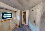 Sanierungsbedürftiger Vierkanthof in ruhiger Ortsrandlage! 6.100 m² Grundstück mit 4.100 m² Bauland & Platz für Tierhaltung