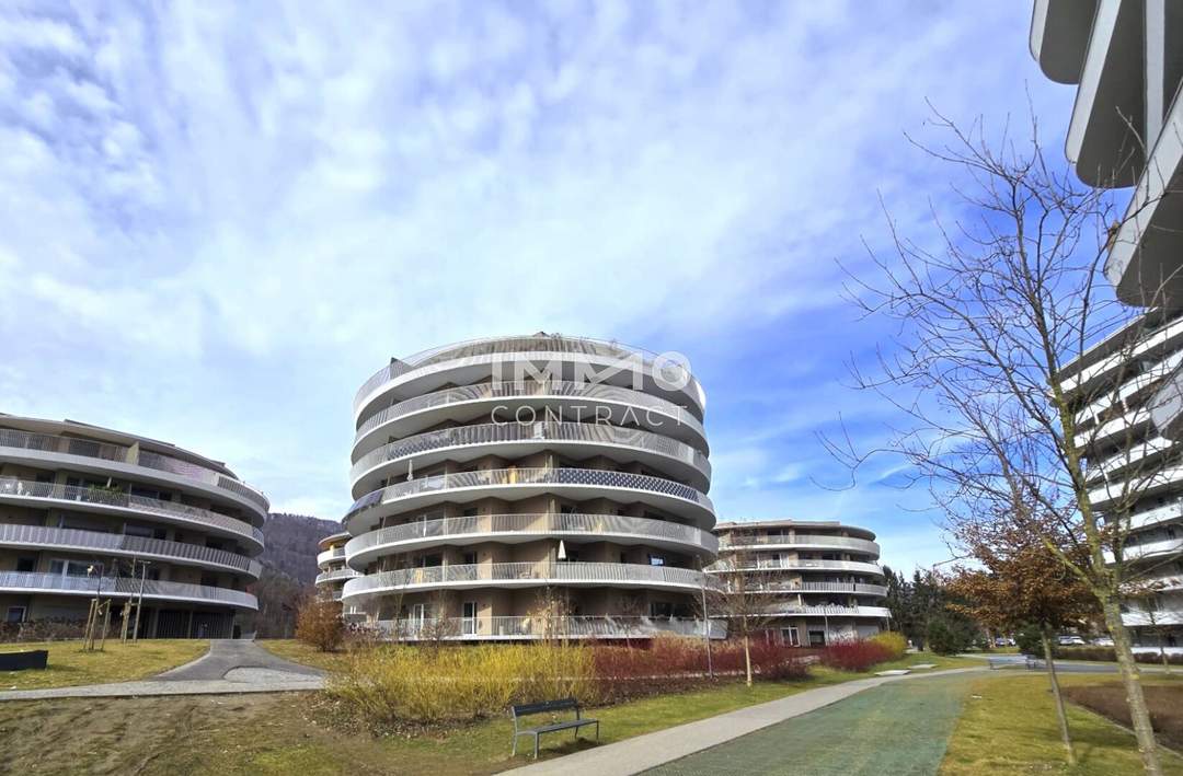 STRASSGANGER Straße 380c : Neuwertige 2 Zimmer- Wohnung mit großem Balkon - Straßganger Straße 380 c - Top 02c