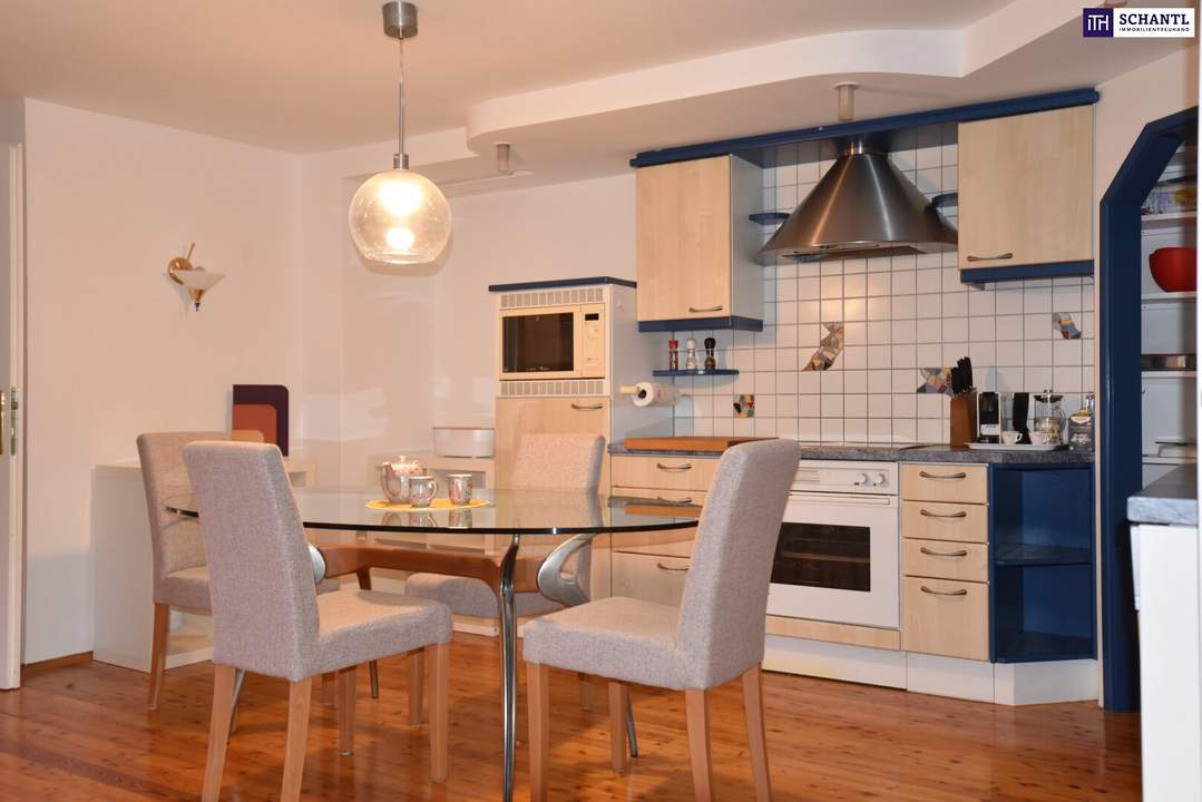 Zentraler geht es nicht - Stilvolle 4-Zimmer-Dachgeschosswohnung im Herzen der Grazer Altstadt!