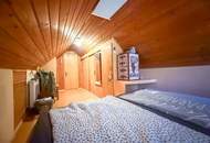 *** kleines gemütliches, möbliertes Häuschen mit Gartenparadies in der Waldrandsiedlung, mit Photovoltaik, Brunnen, Sauna, Garage, Carport,….. ***