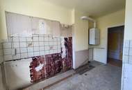 NEUER PREIS!!! ZENTRUMSNAHE 2-ZIMMERWOHNUNG MIT SANIERUNGSBEDARF