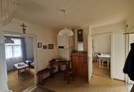 BAUEN UND WOHNEN IN ALLERBESTER WOHN- UND ZENTRUMSLAGE VON KIRCHBERG AM WAGRAM MIT ALTBESTAND