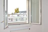 Große Dachterrasse! Lichtdurchflutete, elegante 3-Zimmer Dachgeschoßwohnung mit Garage!