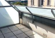 Sonnige 3-Zimmer DG-Wohnung mit Terrasse und inkl. Tiefgaragenstellplatz nahe U6/Burggasse!