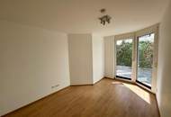 Moderne, neuwertige 2-Zimmer-Wohnung mit Terrasse und Garten
