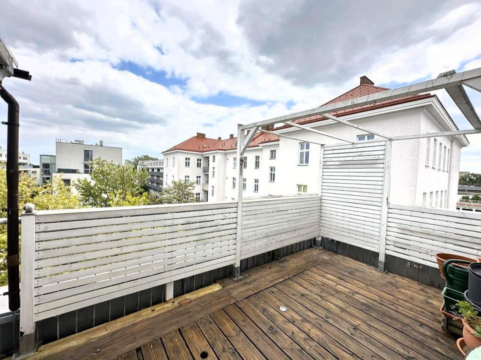 "Traumhafte Maisonette mit Sauna, Terrasse und Schneebergblick"