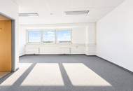 56m² Büro mit zwei Arbeitsräumen und Möglichkeit für Teeküche im IZ-Süd | Parkplätze