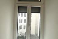 UNBEFRISTET - Helle 3,5-Zimmer Altbauwohnung mit Abstellraum und Kellerabteil