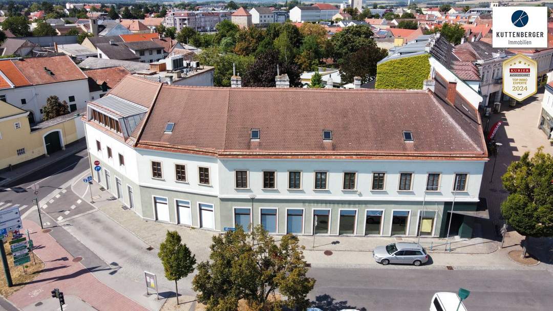 Prominentes Büro- und Geschäftshaus in optimaler Lage direkt an Fußgängerzone in Bruck/Leitha