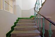 Historische Villa ALMEROTH im Stadtzentrum- Wohnen auf 250 m2 im OG plus 4 Untermieter