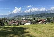 Baugrundstück, völlige Ruhelage, mitten im Grünen, Berg- u. Panorama-Blick, Feldkirch-Tisis, direkt ans Naherholungsgebiet grenzend, gigantische Sonnenuntergangs-Stimmung, in 6 Minuten per PKW ins Stadtzentrum Feldkirch, Bus-Station in 50 m.