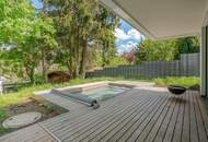 Ruhe, Grün & Luxus: 4-Zimmer-Maisonette mit 172 m² Garten und Pool