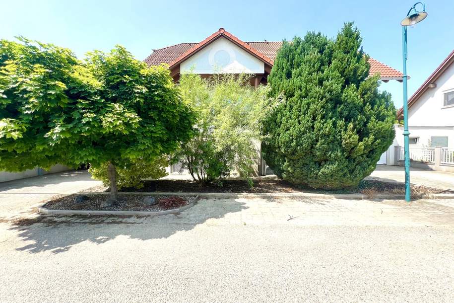 ABSOLUT IDYLLISCHE LAGE I Haus mit Ausbaupotenzial I großzügige Terrasse I 4-Autostellplätze I Garage & Carport I Fußbodenheizung I Tischler Einbauküche I absolute Ruhelage, Haus-kauf, 439.000,€, 2004 Korneuburg
