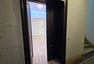 TOP-ALTBAU-ERSTBEZUG nach Sanierung - U1 und 13A direkt vorm Haus - Hofruhelage - Top-Infrastruktur - Hauptbahnhof