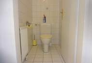 Schöne große Dachgeschoßwohnung mit Loggia!