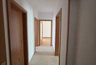Wohnen mit viel Freiraum: 3 Zimmer, große Loggia -12,5 m² mit Lift in Linz/Bindermichl! AB SOFORT VEFÜGBAR!