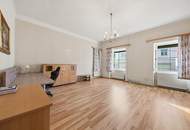 Herzstück der Weinviertler Baukunst aus der Jahrhundertwende: Bauernhof mit Nebengebäuden