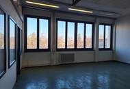 Helles Büro in zentraler Lage - sanierungsbedürftig