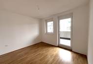 2 Zimmer mit großem Balkon