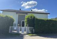 Charmantes 4 Zimmer-Einfamilienhaus mit Garten, Balkon & Garagen