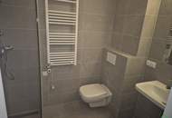 GEMÜTLICHE DACHGESCHOSSWOHNUNG MIT KÜCHE, KLIMA &amp; BALKON!