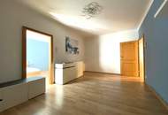 Teilsanierte, helle und geräumige 2-Zimmerwohnung - Nähe Kutschkermarkt