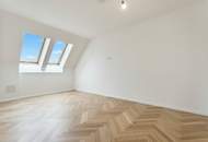 Erstbezug nach Sanierung - Dachgeschossmaisonette mit West-Seitig Terrasse - Klimaanlage vorhanden
