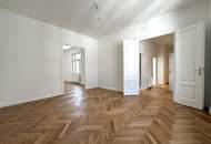 Frisch saniert & sofort bezugsbereit im 4.Stock: 73 m² Altbauwohnung in ruhiger Innenhoflage inklusive LIFT