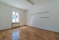 Repräsentative Büro- und Gewerbefläche mit zusätzlicher Wohneinheit im Kernzentrum von Velden