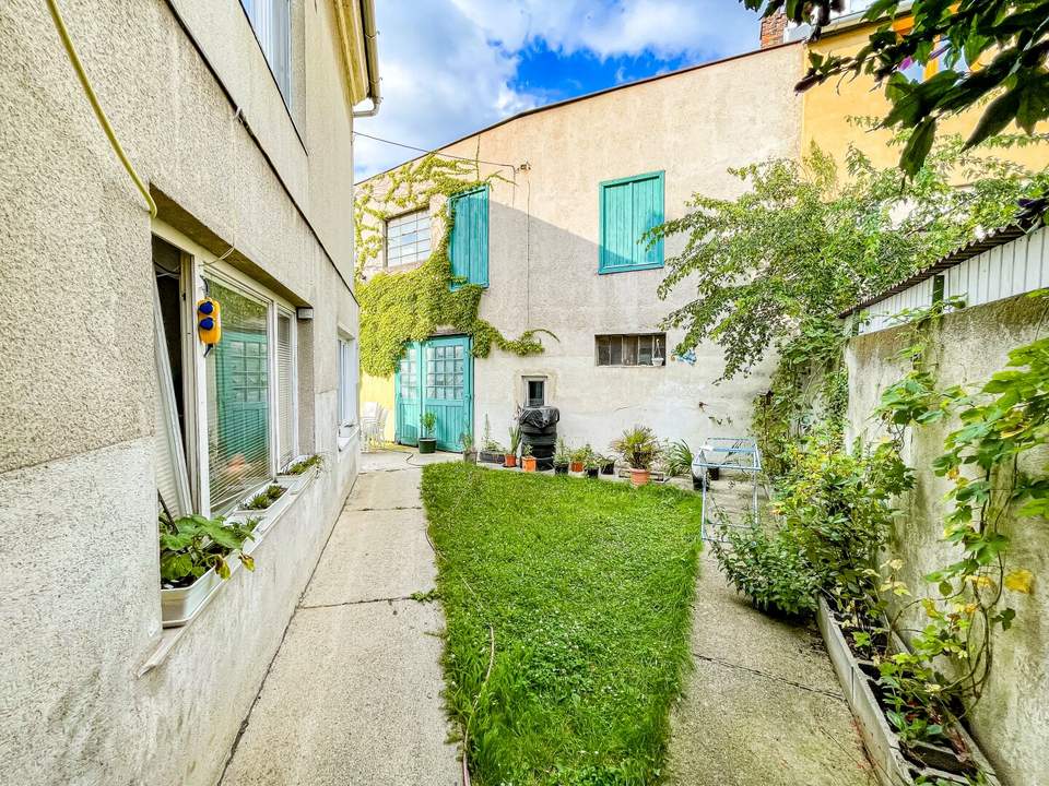 Zinshaus in Baden: 346 m², gepflegt, top Rendite für 550.000 €!