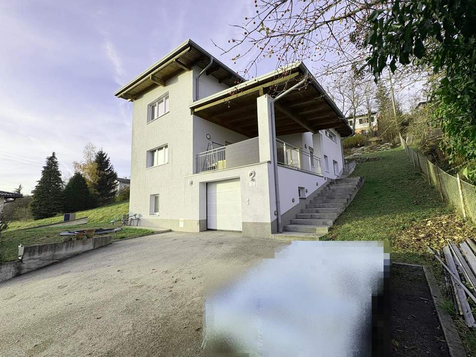 Modernes Wohnjuwel mit Weitblick – Saniertes Einfamilienhaus am Weinberg