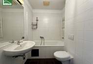 Großzügige 2-Zimmer Wohnung inkl. Einbauküche und Loggia - ab Oktober beziehbar!