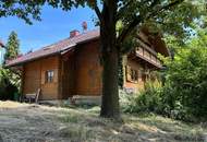 Charmantes Holzblockhaus (Wunsch-Haus) in idyllischer Natur- und Aussichtslage in Bubing
