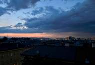 Wohnen über den Dächern Wiens – Sanierte 2-Zimmer-Wohnung mit Panoramablick &amp; U1-Nähe