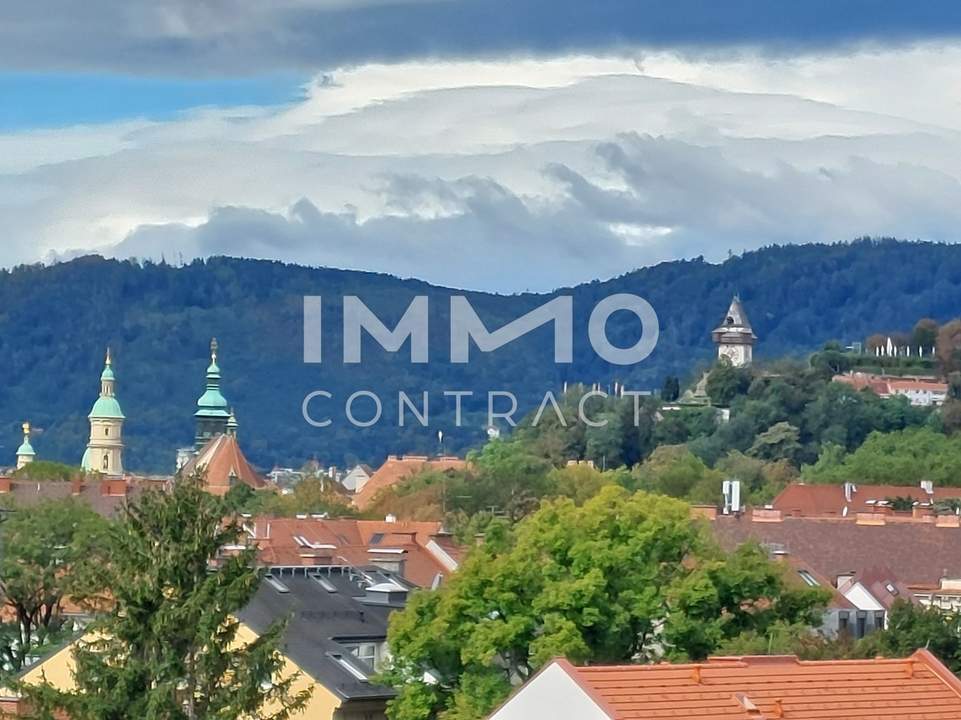 HERZ-JESU-VIERTEL HELLE 2-ZIMMERWOHNUNG IM LETZTEN STOCK MIT SCHÖNEM AUSBLICK + PARKPLATZ