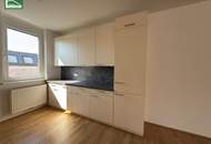 Exklusive 5-Zimmer-Dachgeschosswohnung mit großzügigem Grundriss und sonnigem Balkon. - WOHNTRAUM
