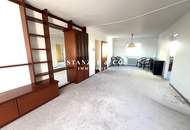 SONNIGES APARTMENT IN DER KOLONIESTRASSE