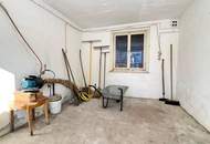 Einfamilienhaus mit Nebengebäude, Doppelgarage und großem Potenzial zur individuellen Gestaltung