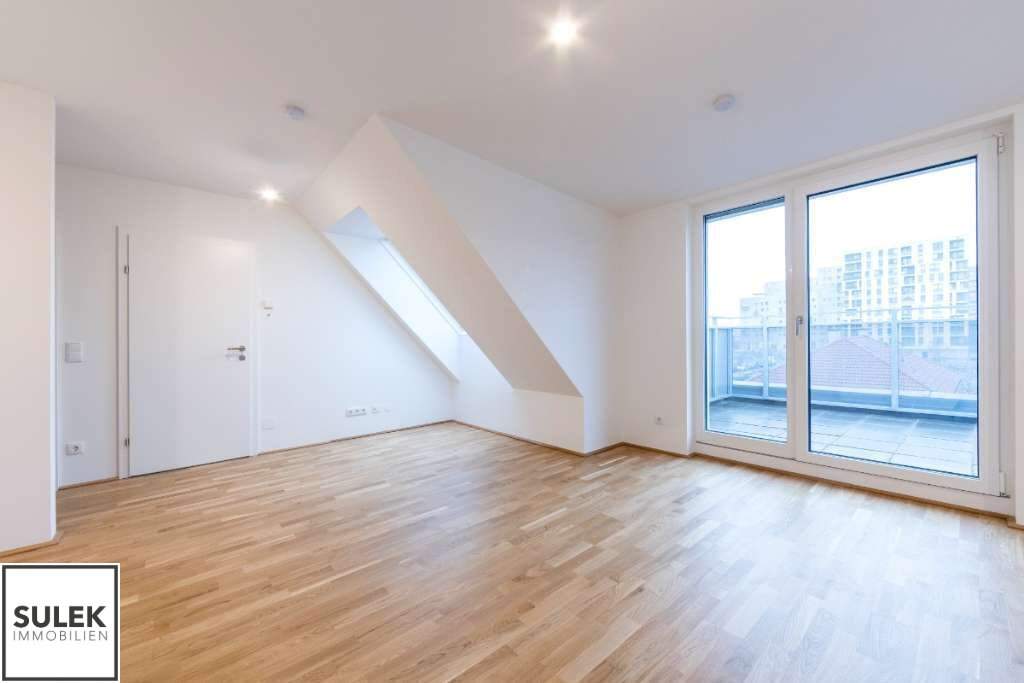 Helle 2-Zimmer-DG-Wohnung im jungen Neubau mit Westterrasse & Klimaanlage – nur 5 Min. Fußweg zur U6 - ab 1.11. / 1.12.26