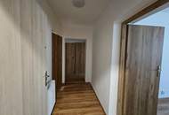 Komplett sanierte Mietwohnung in Staatz!