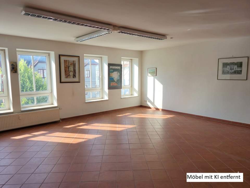 GROSSE WOHNUNG IM ZENTRUM VON NEULENGBACH
