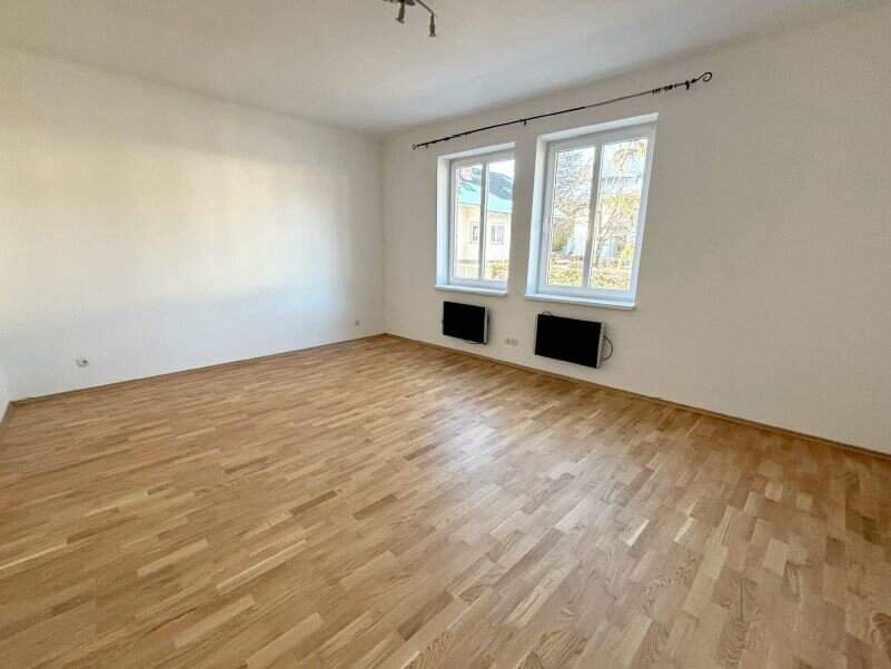Drei Zimmerwohnung in 2640 Gloggnitz!