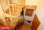 Investitionsmöglichkeit mit Entwicklungspotential - großer Betriebsbaugrund